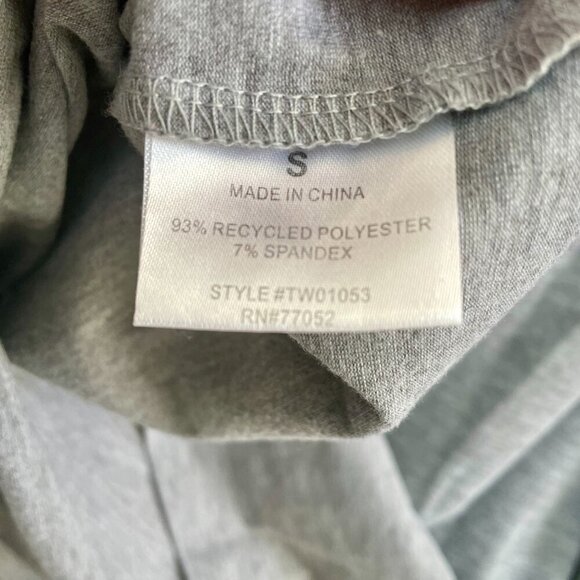 Threads 4 Thought Elephants Boxy Graphic Tee Gray Crew Neck Short Sleeve Small - Picture 8 of 10